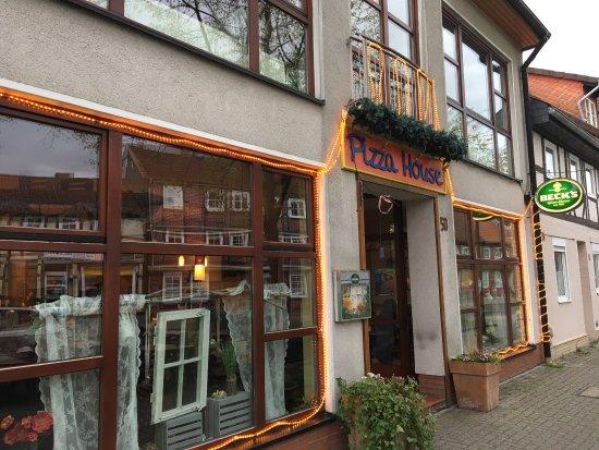 Pizza House