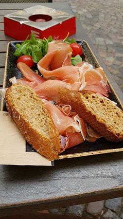 Cafe & Bar-Celona