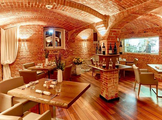 No. 4 Gourmetrestaurant