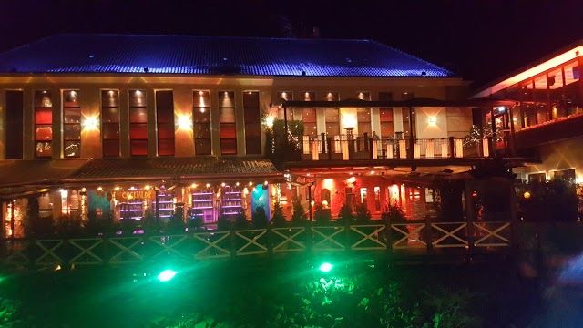 Alando Palais